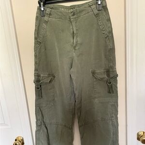 AE Green Cargo Wide Leg High Rise Pants Baggy Stretch Festival Concert Size 00
